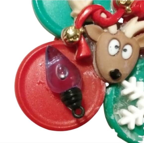 Christmas Reindeer Badge Reel with Snowflake & Bulb - Artisan Holiday ID Holder - Picture 3 of 7